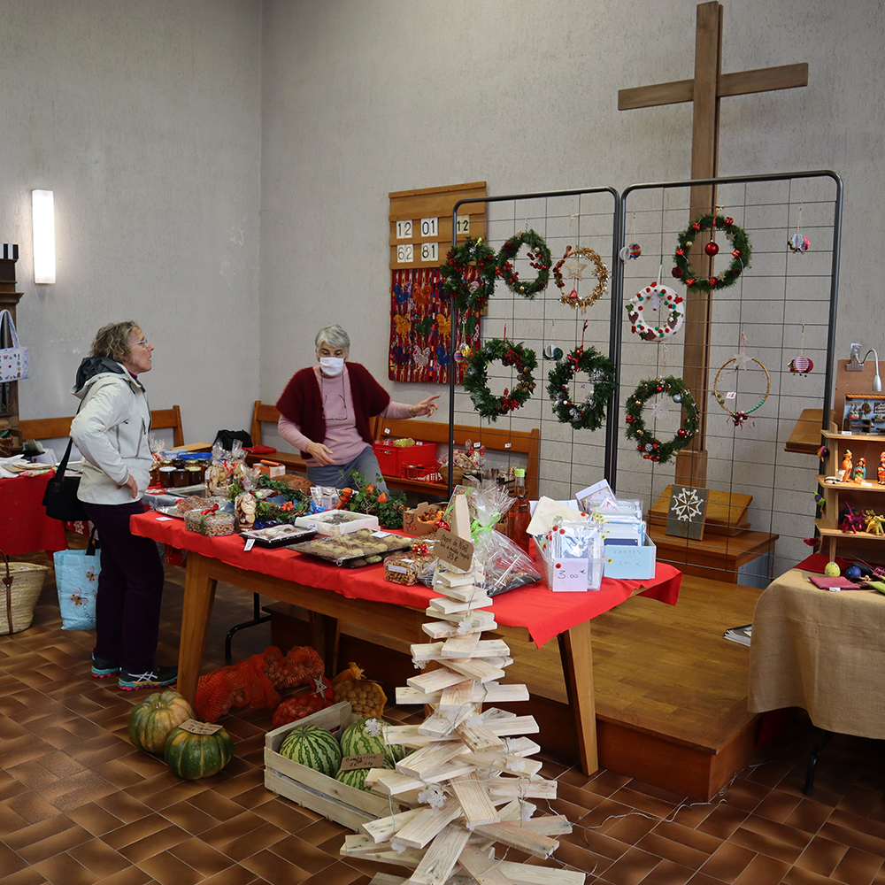 V e n t e   d e   P a r t a g e   s a n s   F r o n t i � r e s   m a r c h �   d e   N o � l   C h a b e u i l   , Bruno Drogue