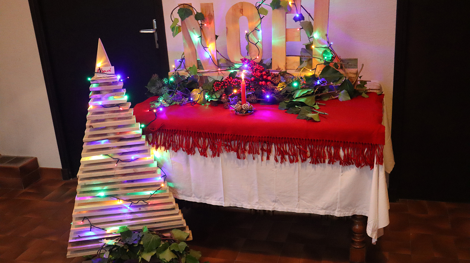 S t a n d   d e   P a r t a g e   s a n s   F r o n t i � r e s   d e   C h a b e u i l   , Bruno Drogue