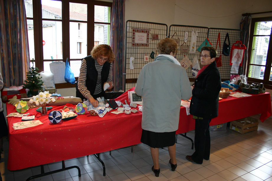 M a r c h �   d e   N o � l   d e   P a r t a g e   S a n s   F r o n t i � r e s   �   C h a b e u i l   e n   2 0 0 7   , Bruno Drogue