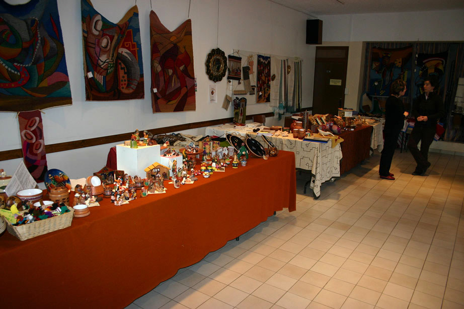 M a r c h �   d e   N o � l   d e   P a r t a g e   S a n s   F r o n t i � r e s   �   C h a b e u i l   e n   2 0 0 7   , Bruno Drogue