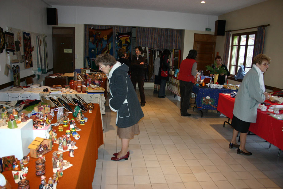 M a r c h �   d e   N o � l   d e   P a r t a g e   S a n s   F r o n t i � r e s   �   C h a b e u i l   e n   2 0 0 7   , Bruno Drogue