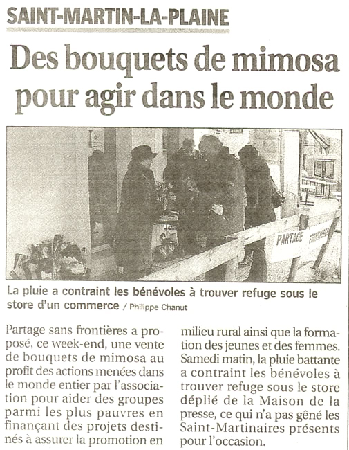 la presse lors de la vente de mimosa de Partage sans Frontières &agrave; Saint Martin la Plaine